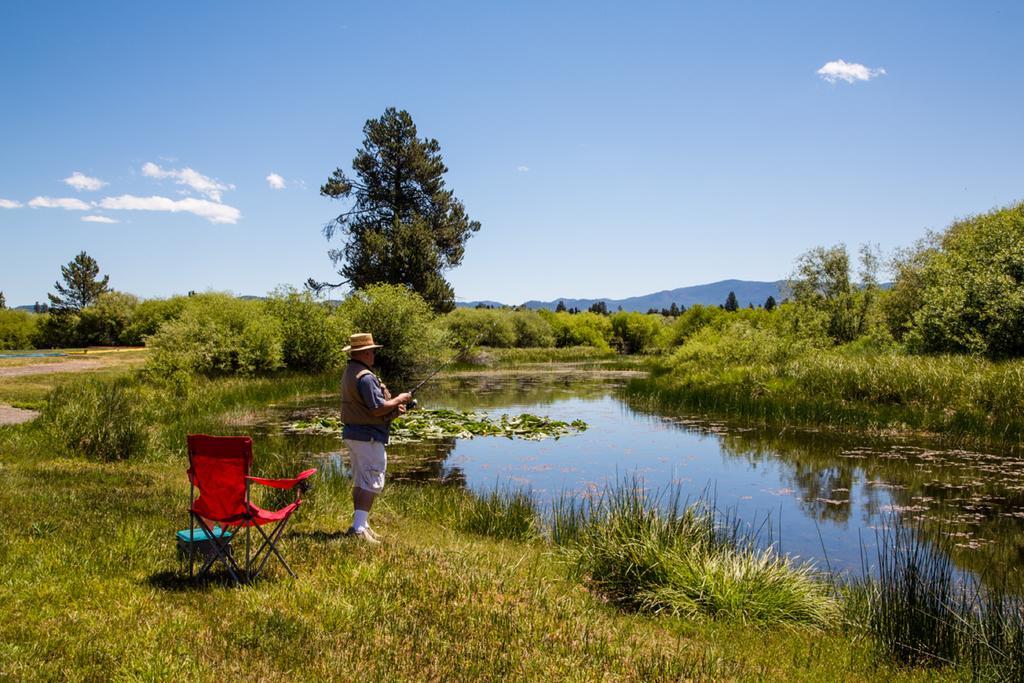 Bend-Sunriver Camping Resort 24 Ft. Yurt 16 المظهر الخارجي الصورة